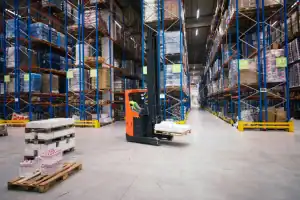 LCL consolidation and warehouse operations at major ports in China