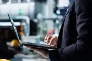 Real-time shipment tracking and dedicated logistics support